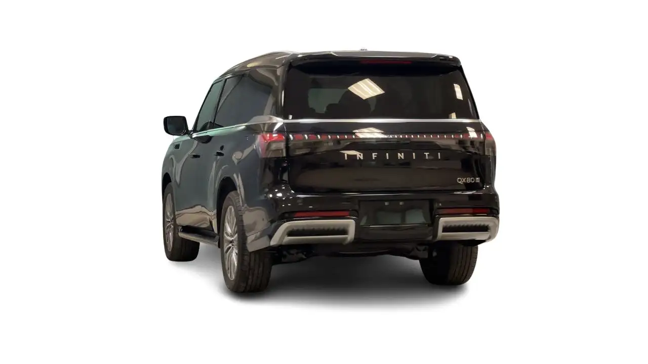 Infiniti QX80 - Image 12