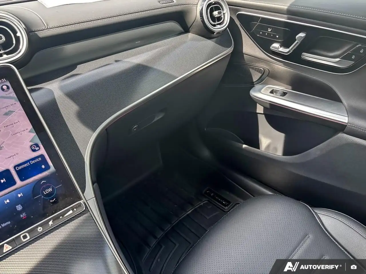 Mercedes-Benz GLC - Image 22