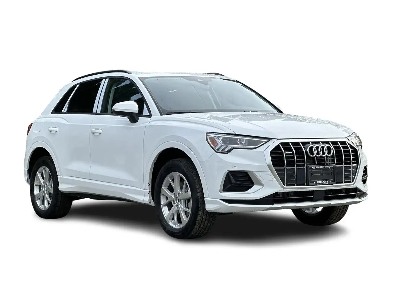 Audi Q3 - Image 2