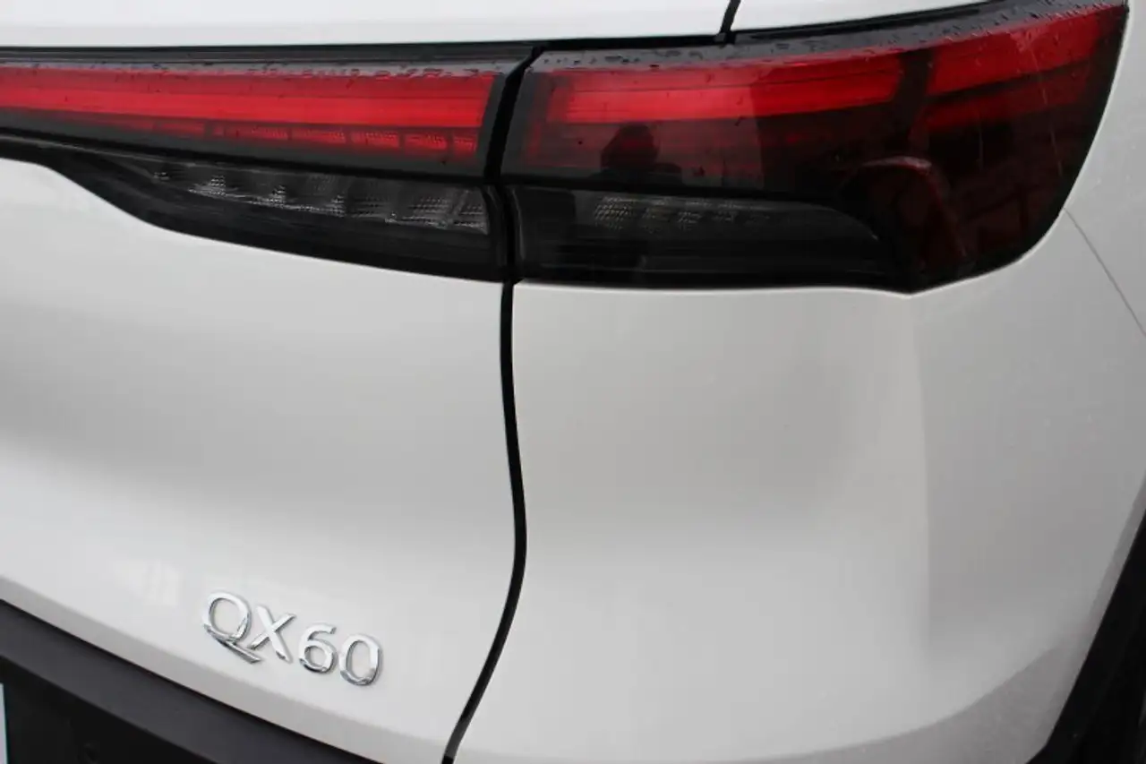 Infiniti QX60 - Image 28