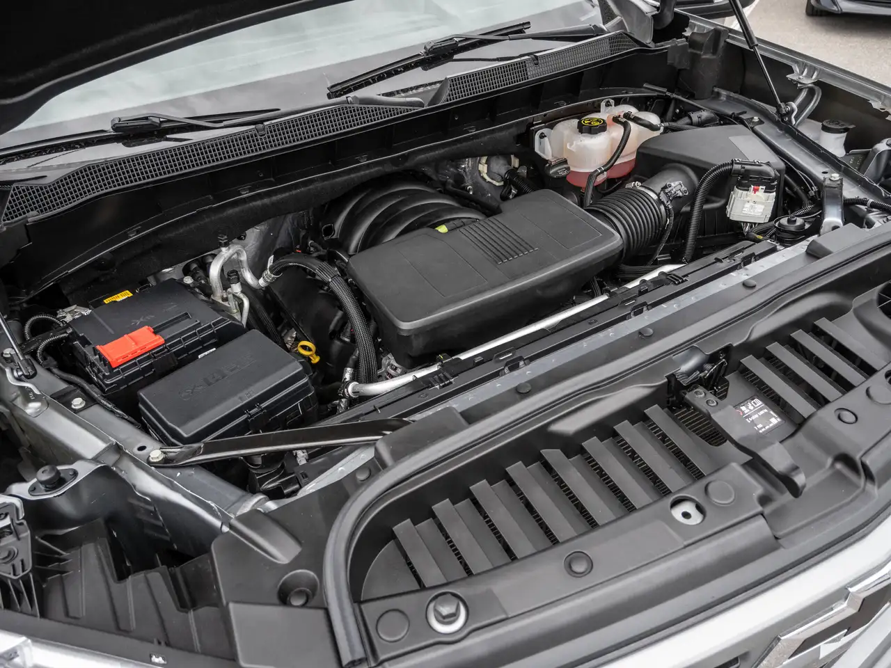 Chevrolet Silverado 1500 - Image 33