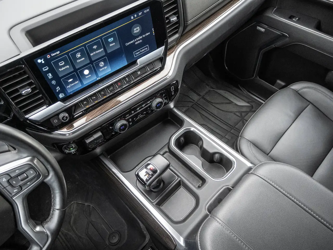 Chevrolet Silverado 1500 - Image 21