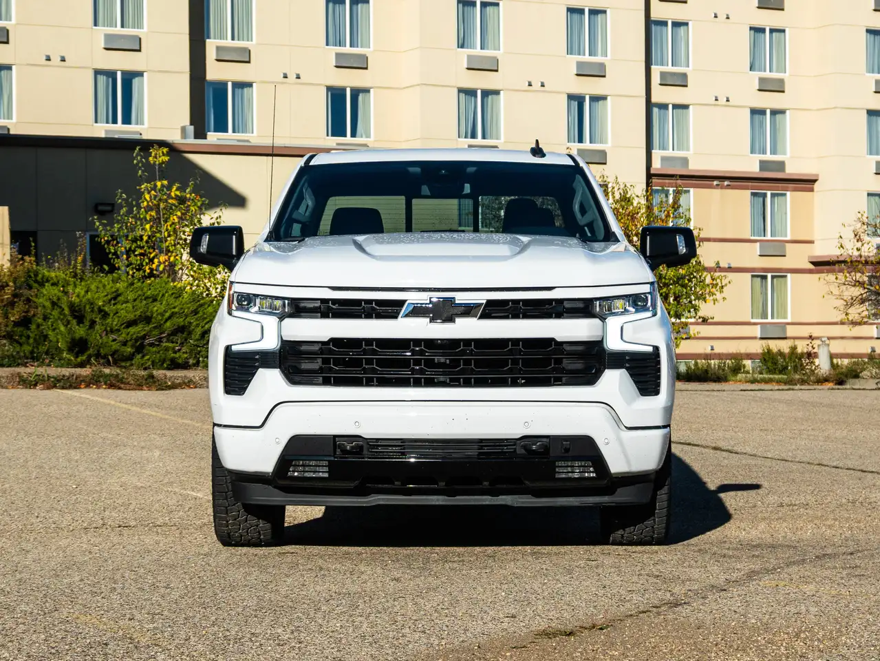 Chevrolet Silverado 1500 - Image 3