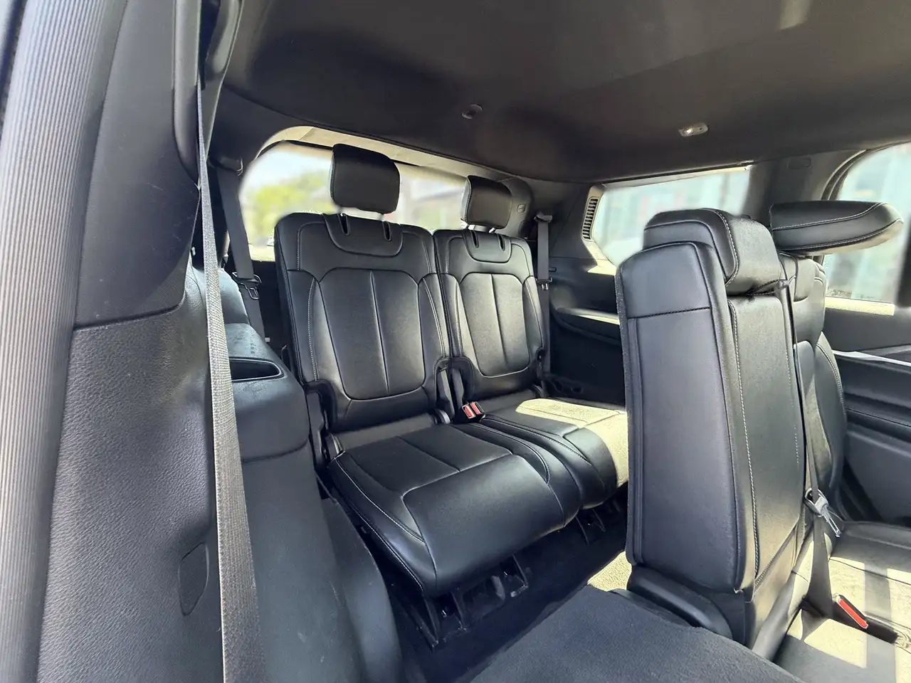 Jeep Grand Cherokee - Image 42