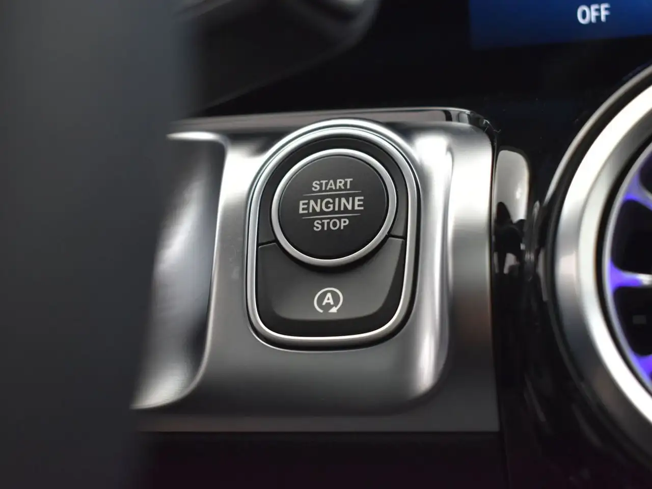 Mercedes-Benz GLB - Image 9