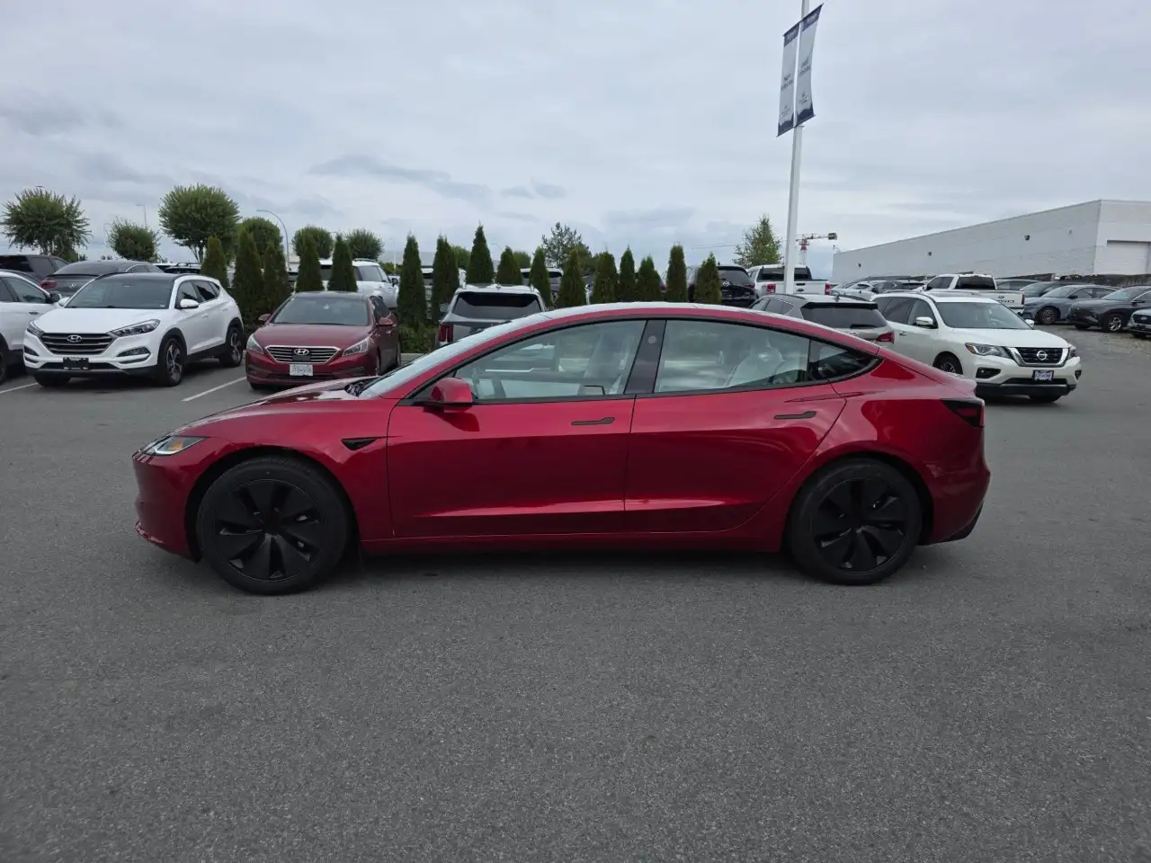 Tesla Model 3 - Image 4