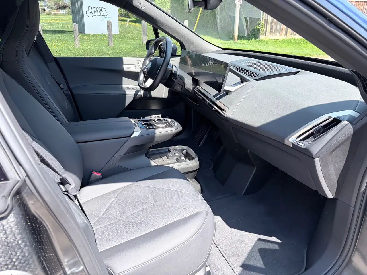 BMW iX - Image 9