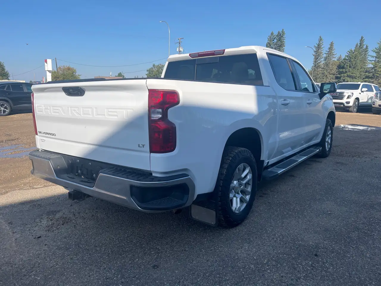 Chevrolet Silverado 1500 - Image 6