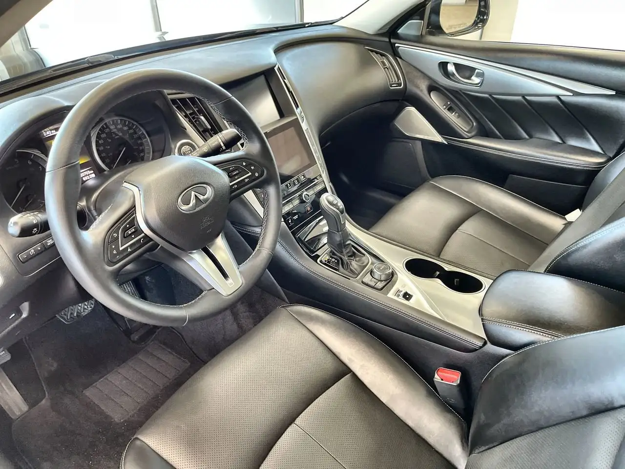 Infiniti Q50 - Image 19