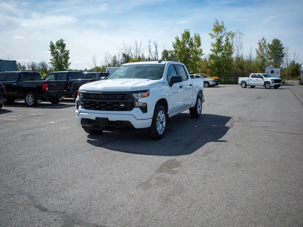 Chevrolet Silverado 1500 - Image 4