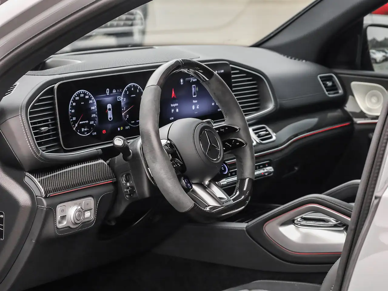 Mercedes-Benz GLE - Image 13