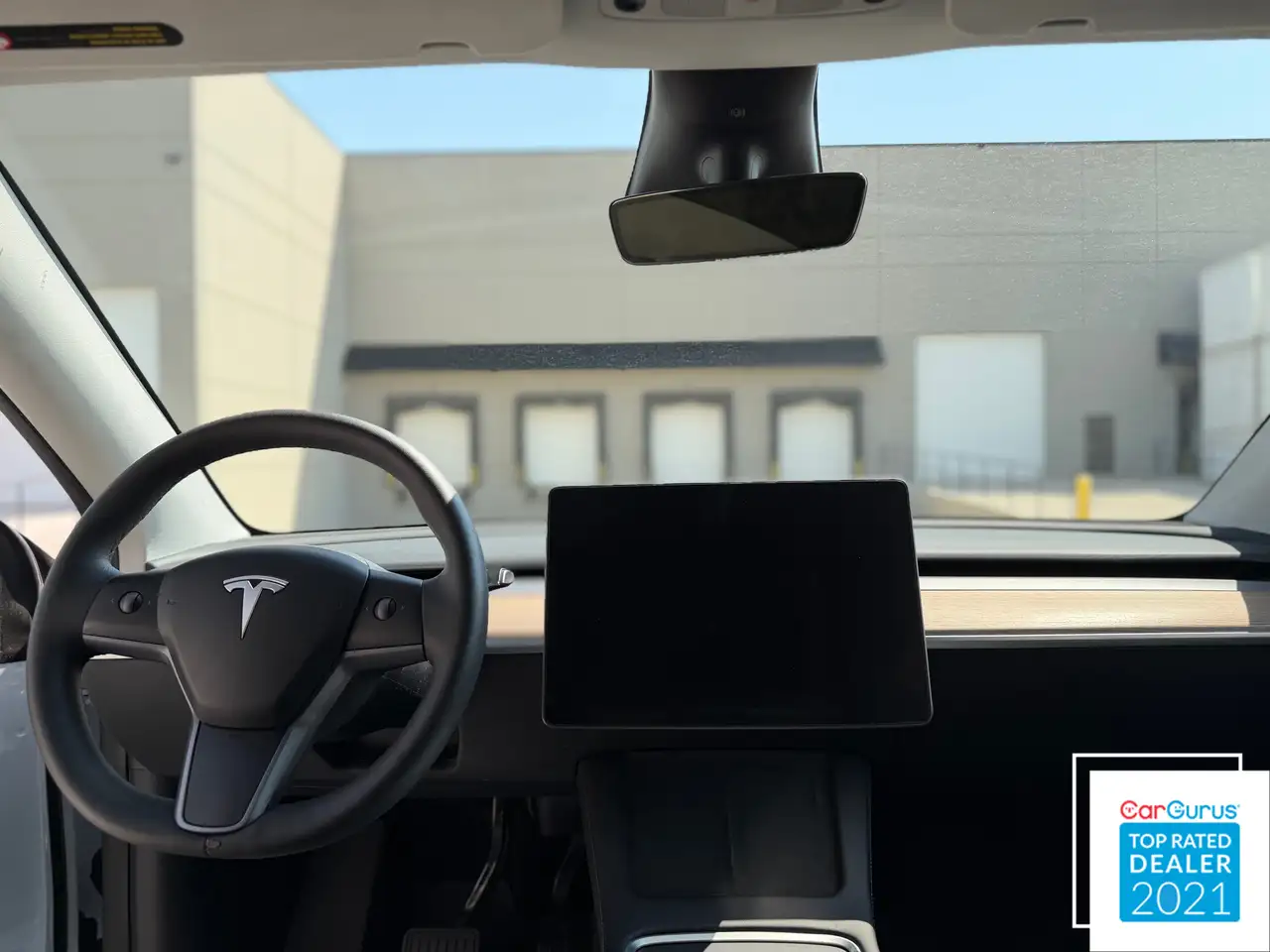 Tesla Model Y - Image 13