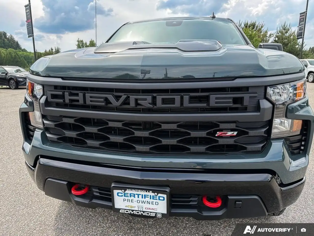 Chevrolet Silverado 1500 - Image 12