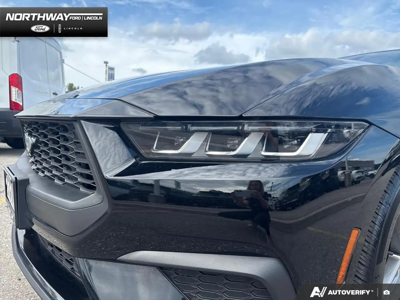 Ford Mustang - Image 7