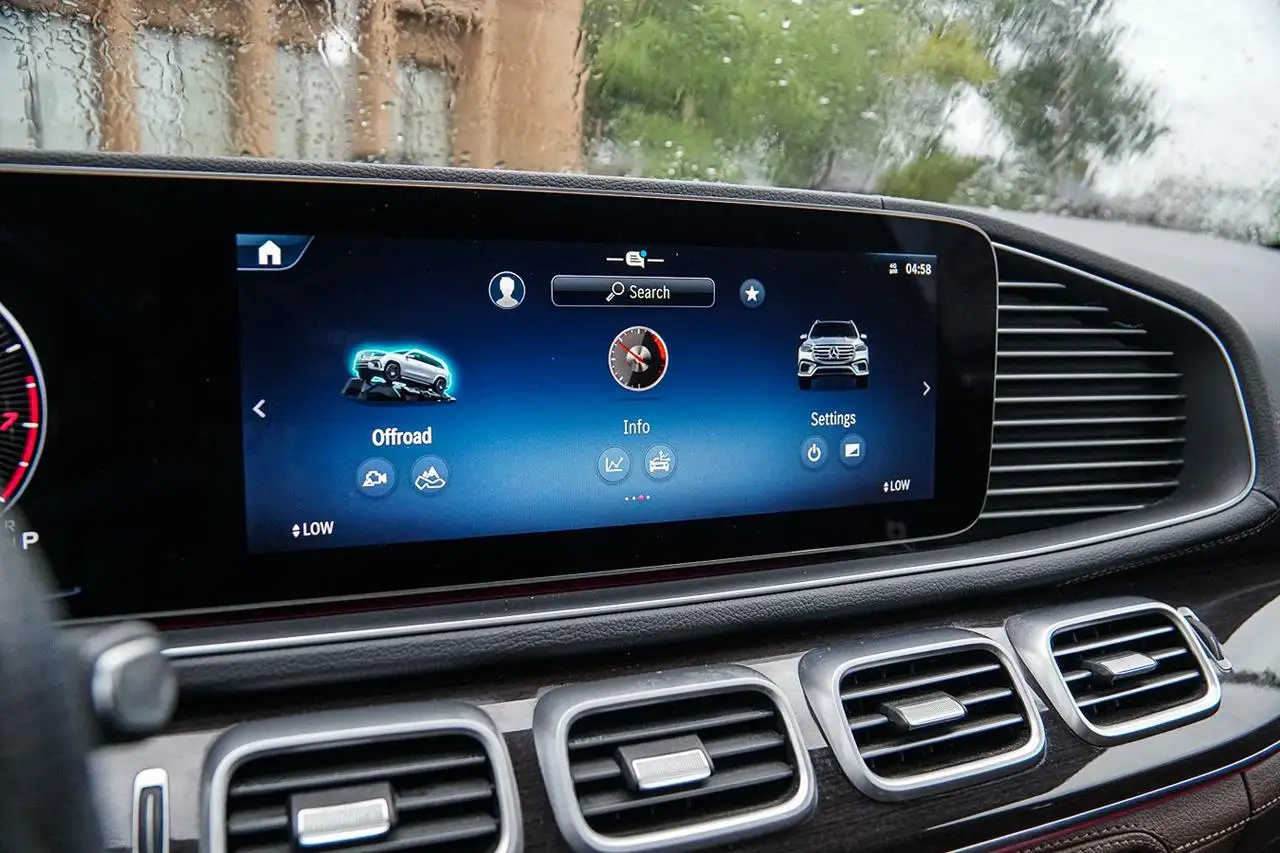 Mercedes-Benz GLS - Image 31
