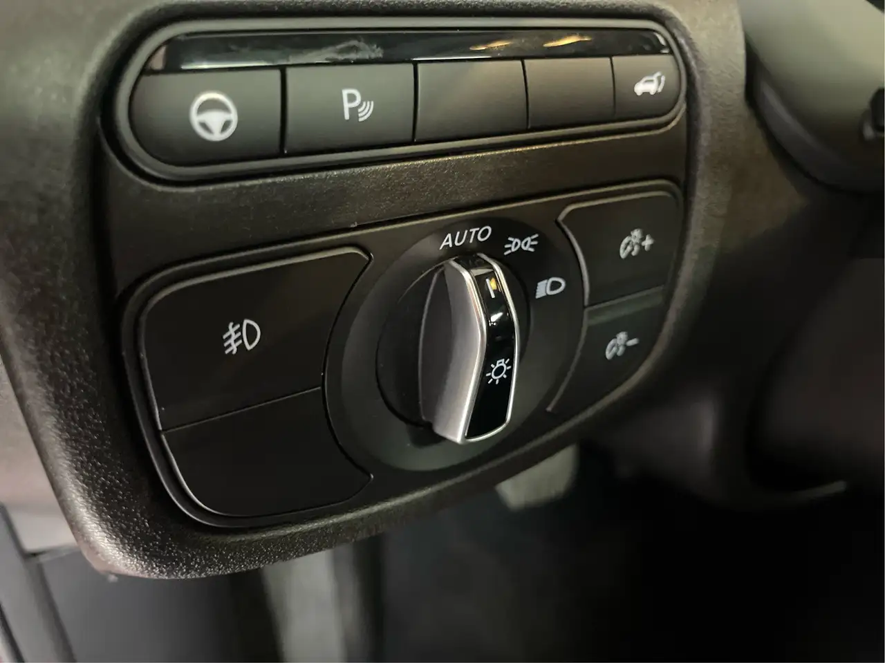 Infiniti QX50 - Image 21
