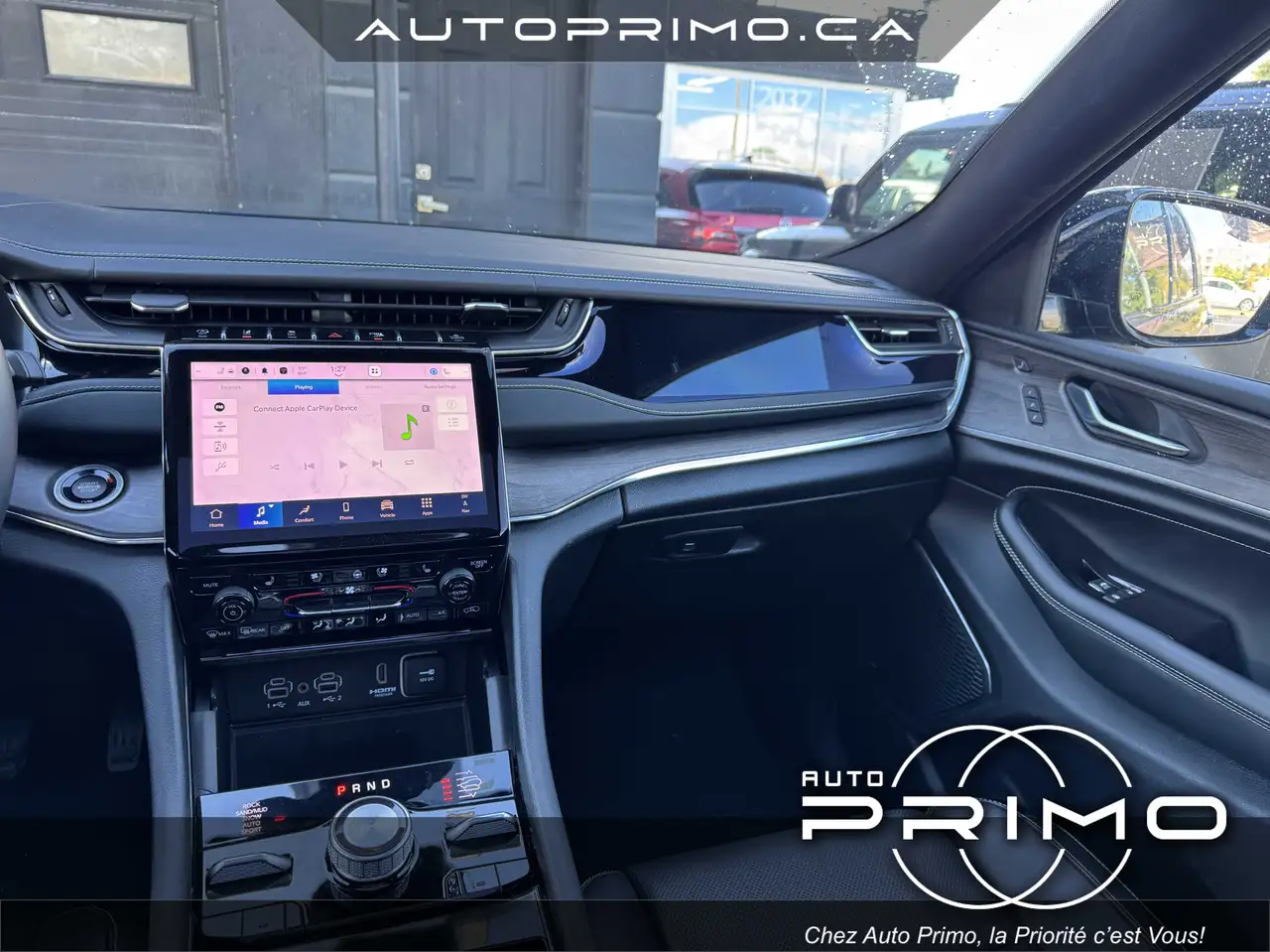 Jeep Grand Cherokee - Image 32