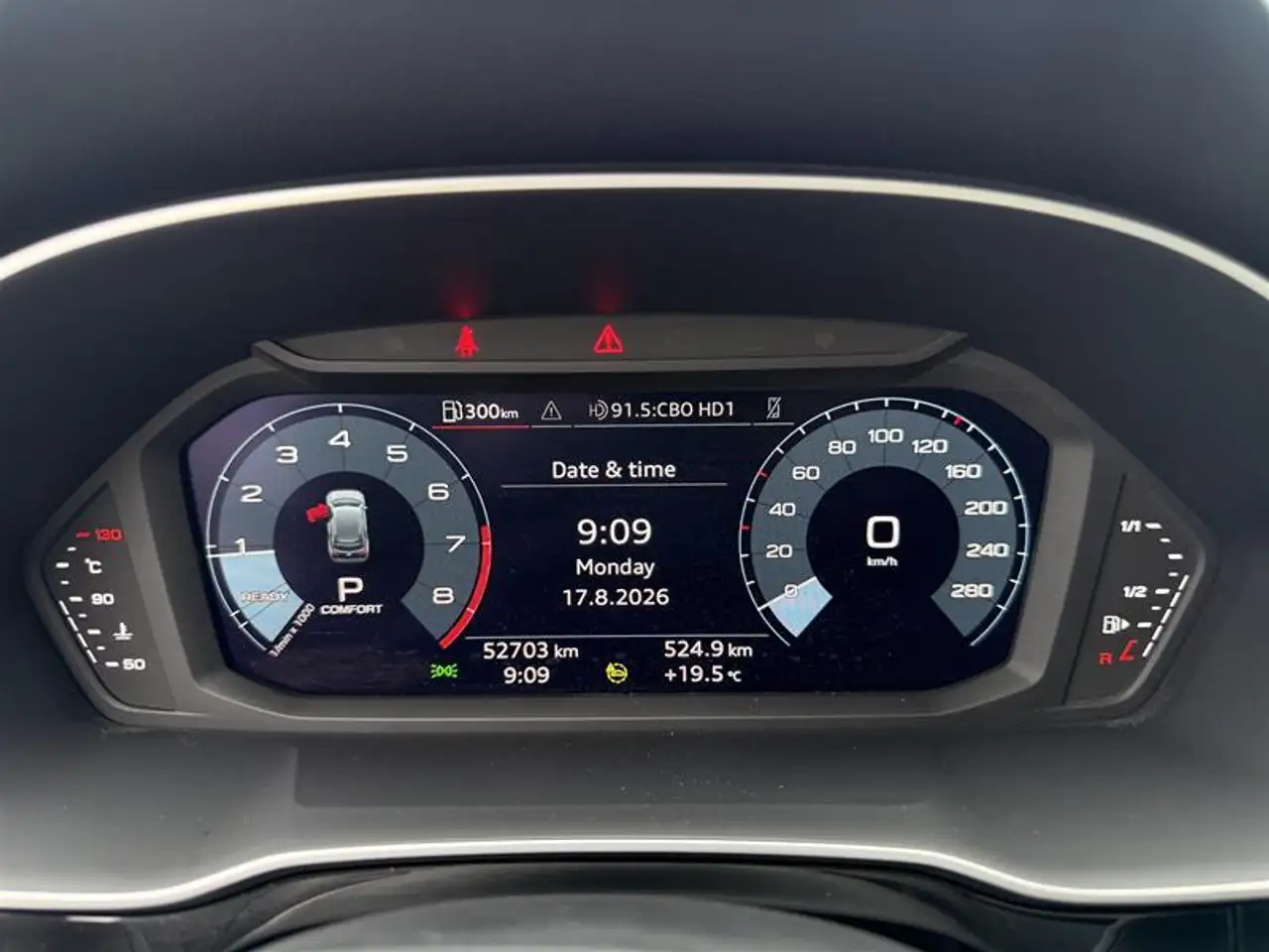 Audi Q3 - Image 17
