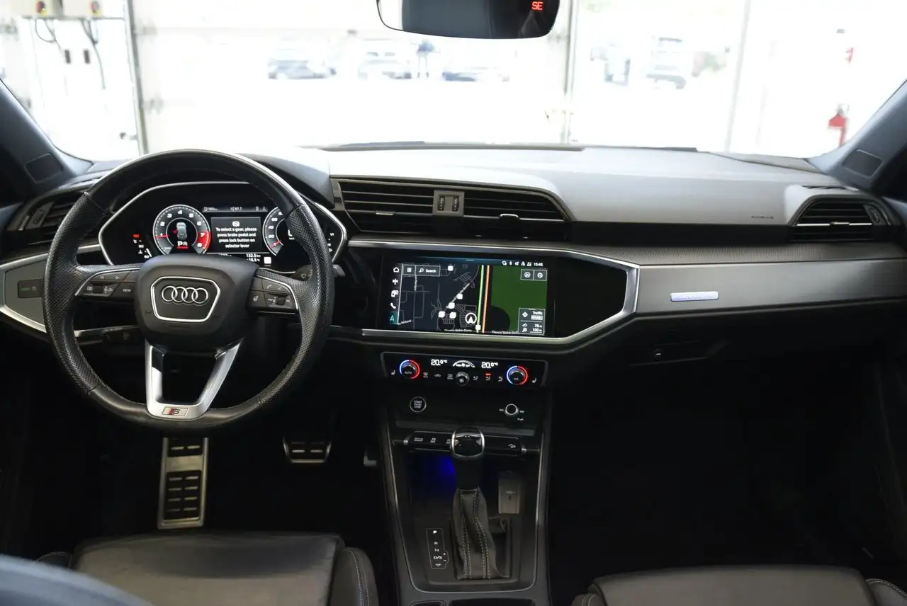Audi Q3 - Image 23