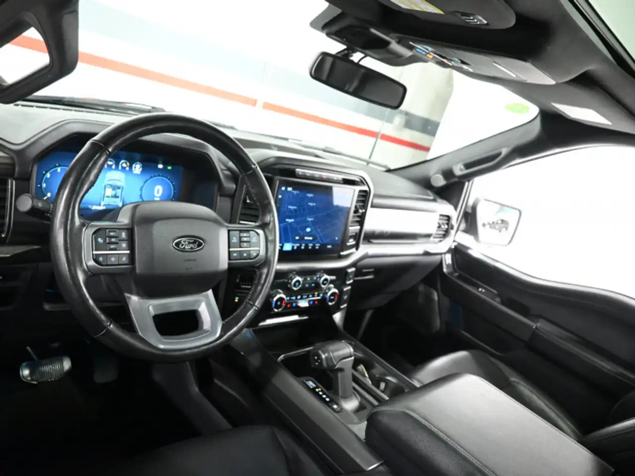 Ford F-150 - Image 10