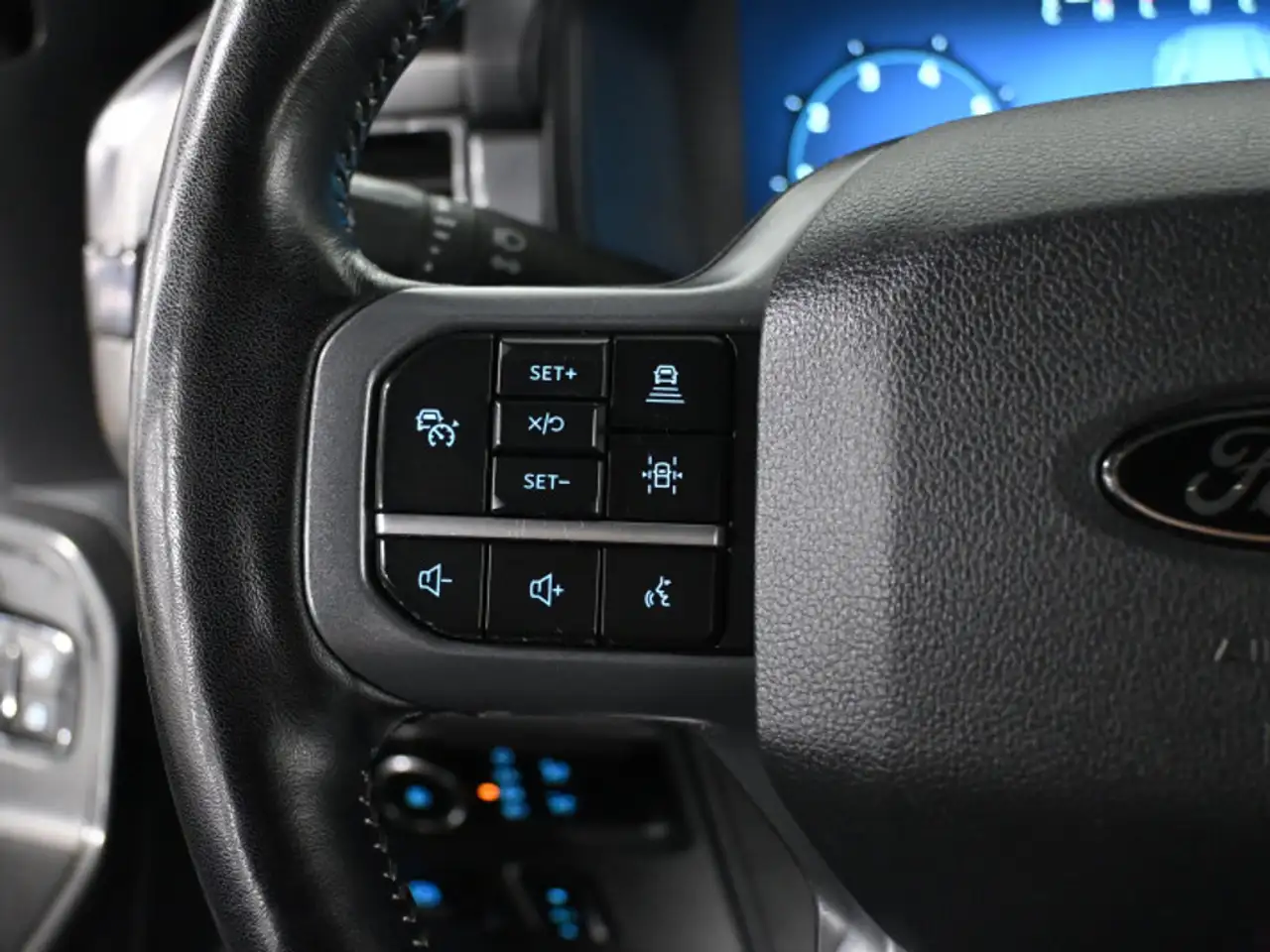 Ford F-150 - Image 15