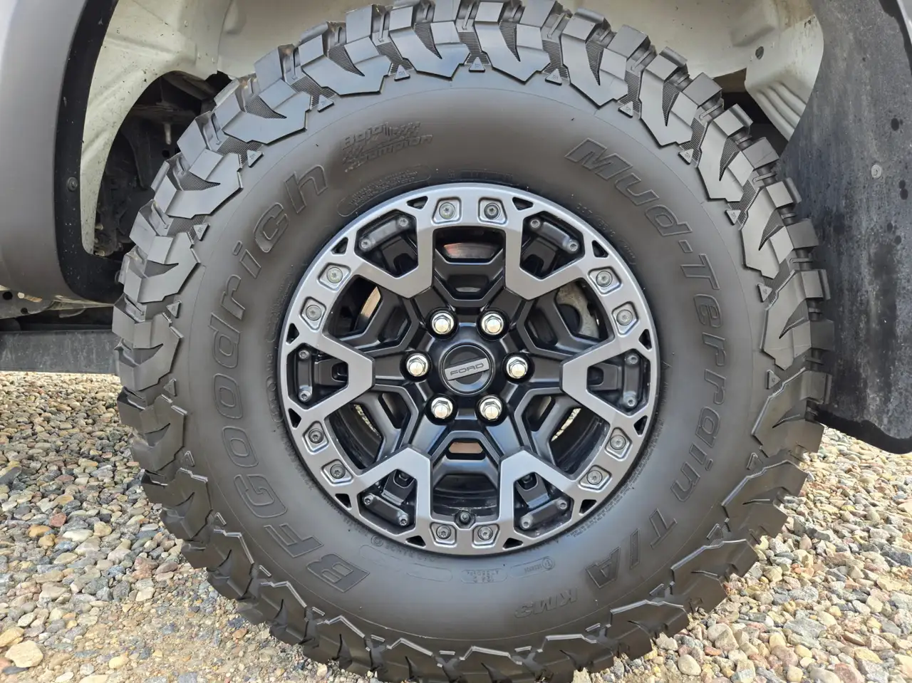 Ford F-150 - Image 16