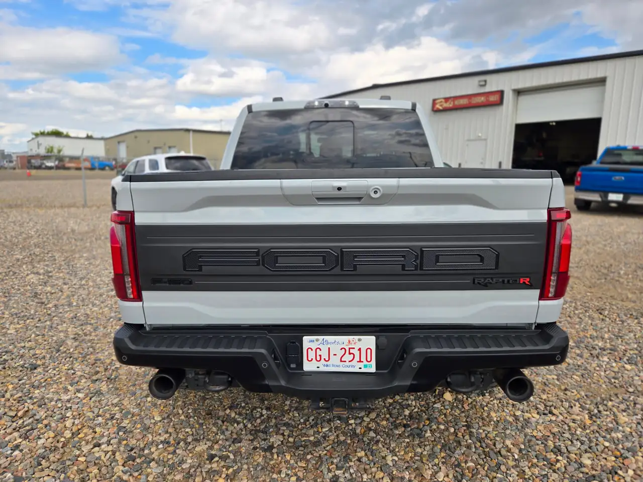 Ford F-150 - Image 10