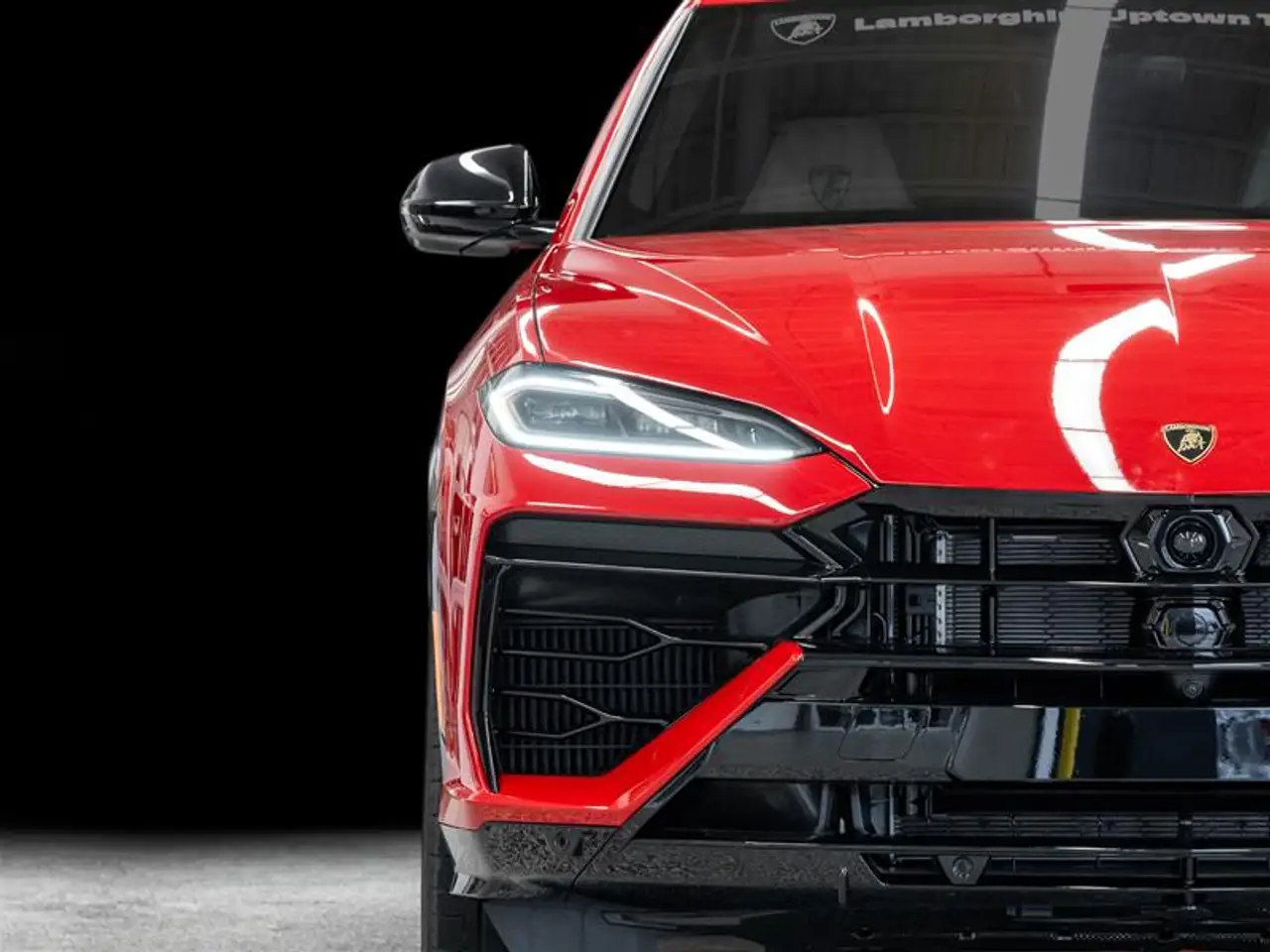 Lamborghini Urus - Image 6