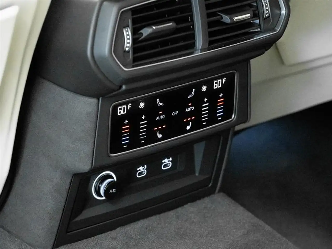 Lamborghini Urus - Image 36