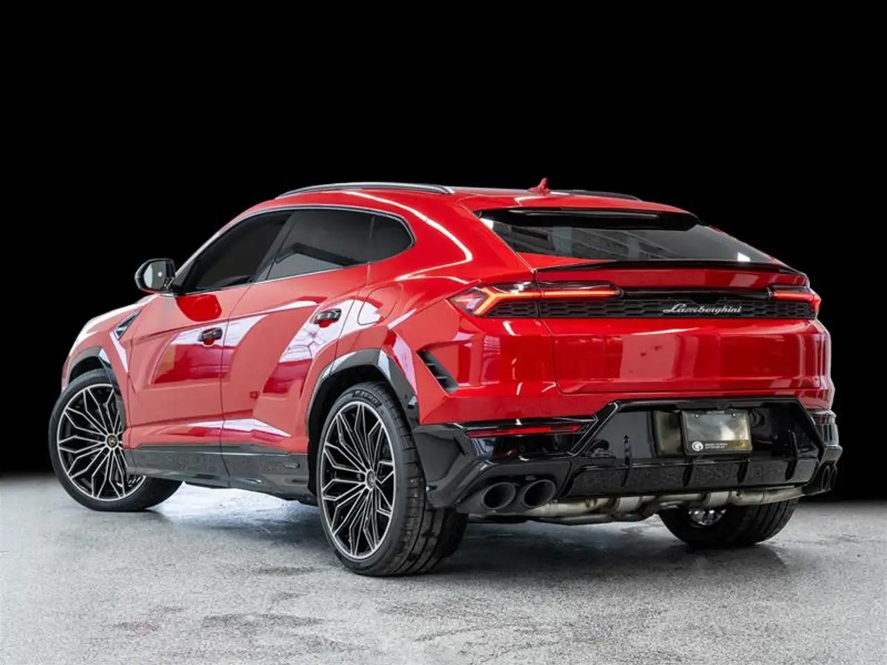 Lamborghini Urus - Image 4