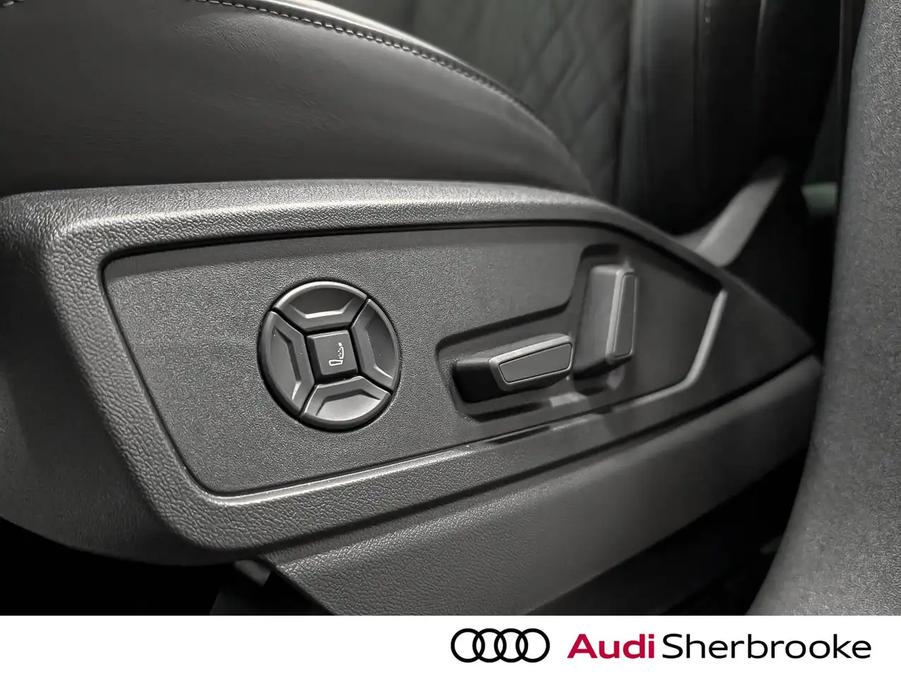 Audi SQ5 - Image 10