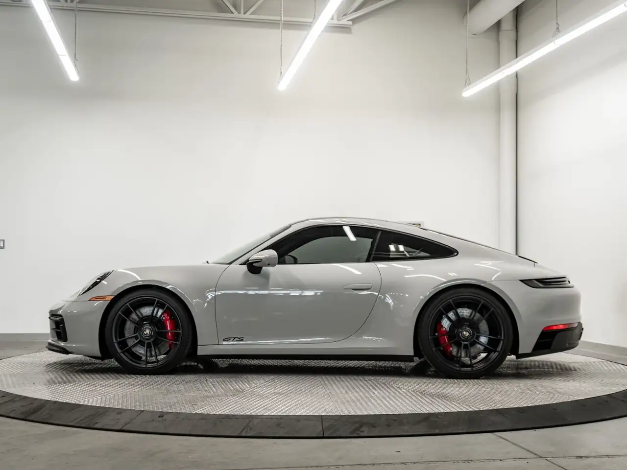 Porsche 911 - Image 2