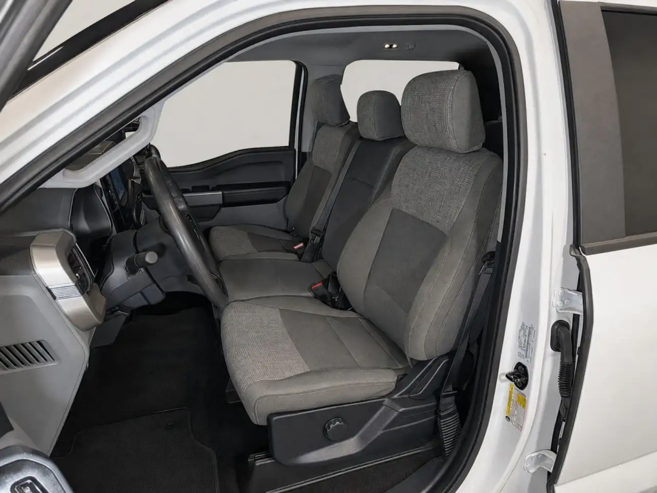 Ford F-150 - Image 10