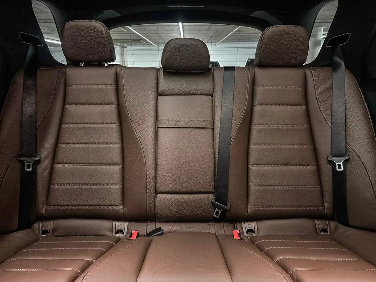 Mercedes-Benz GLE - Image 13