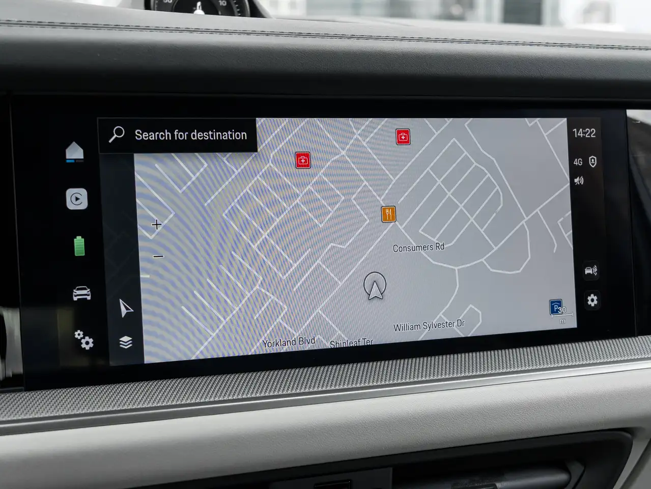 Porsche Cayenne - Image 18