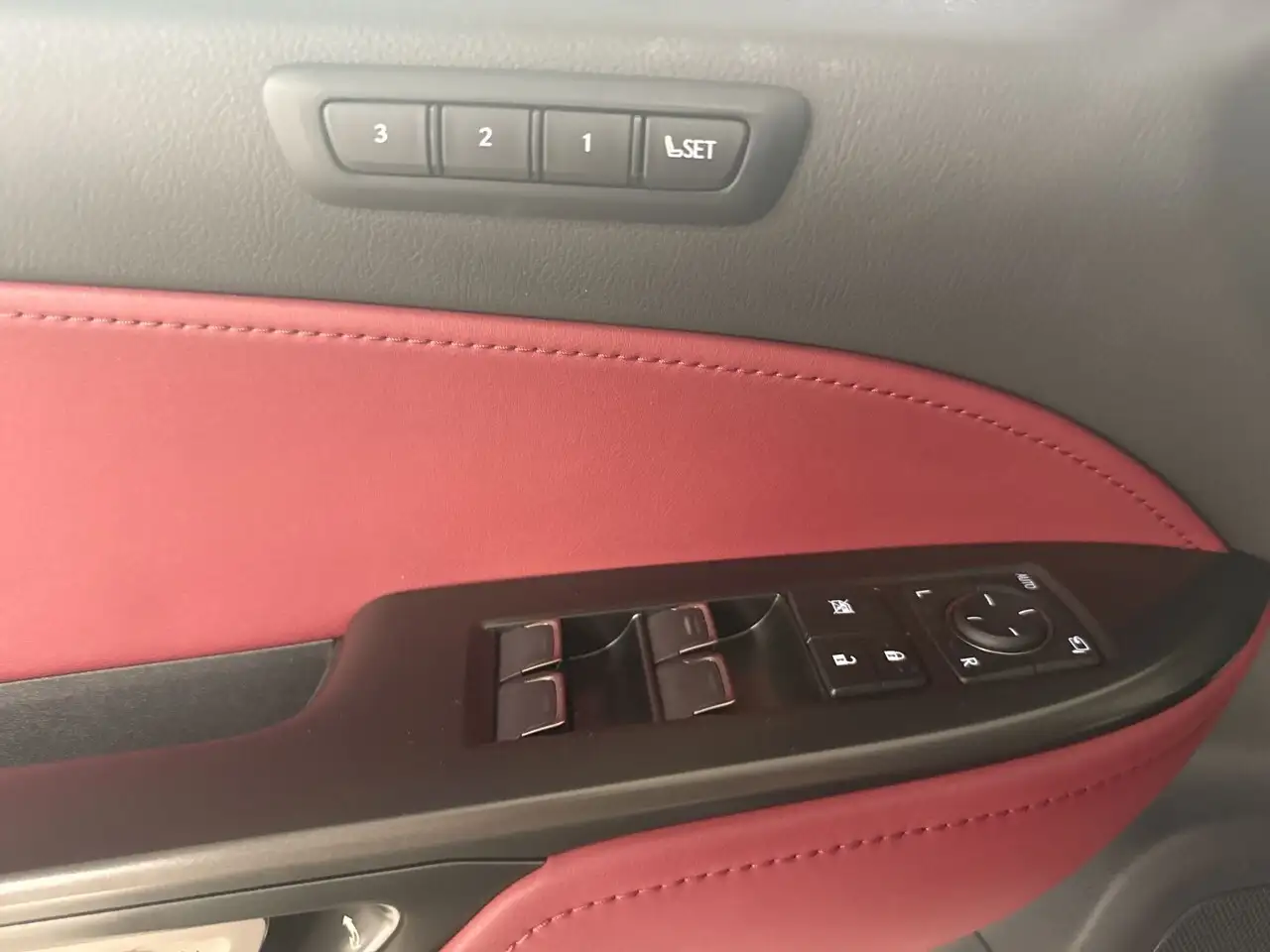 Lexus NX - Image 13