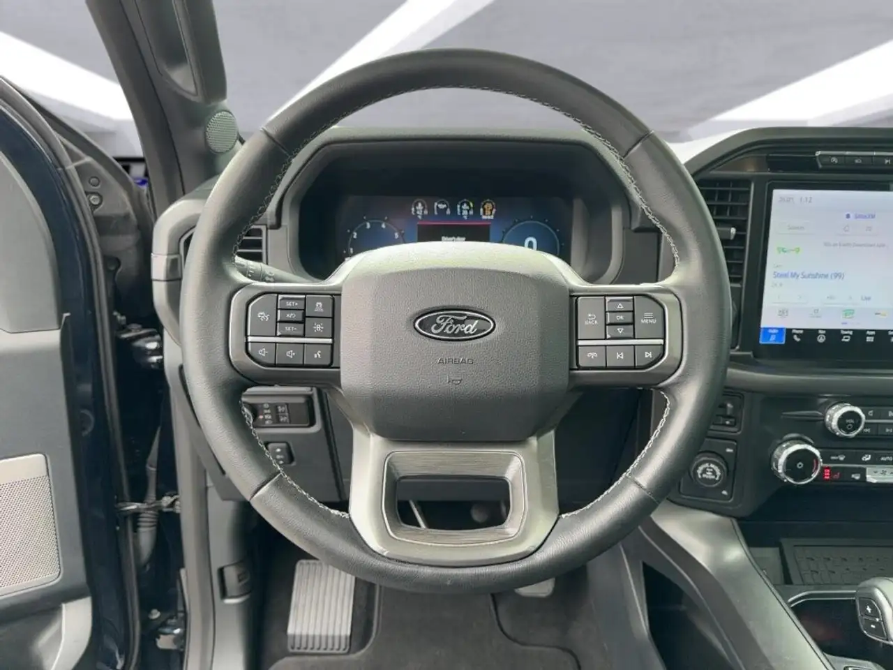 Ford F-150 - Image 21