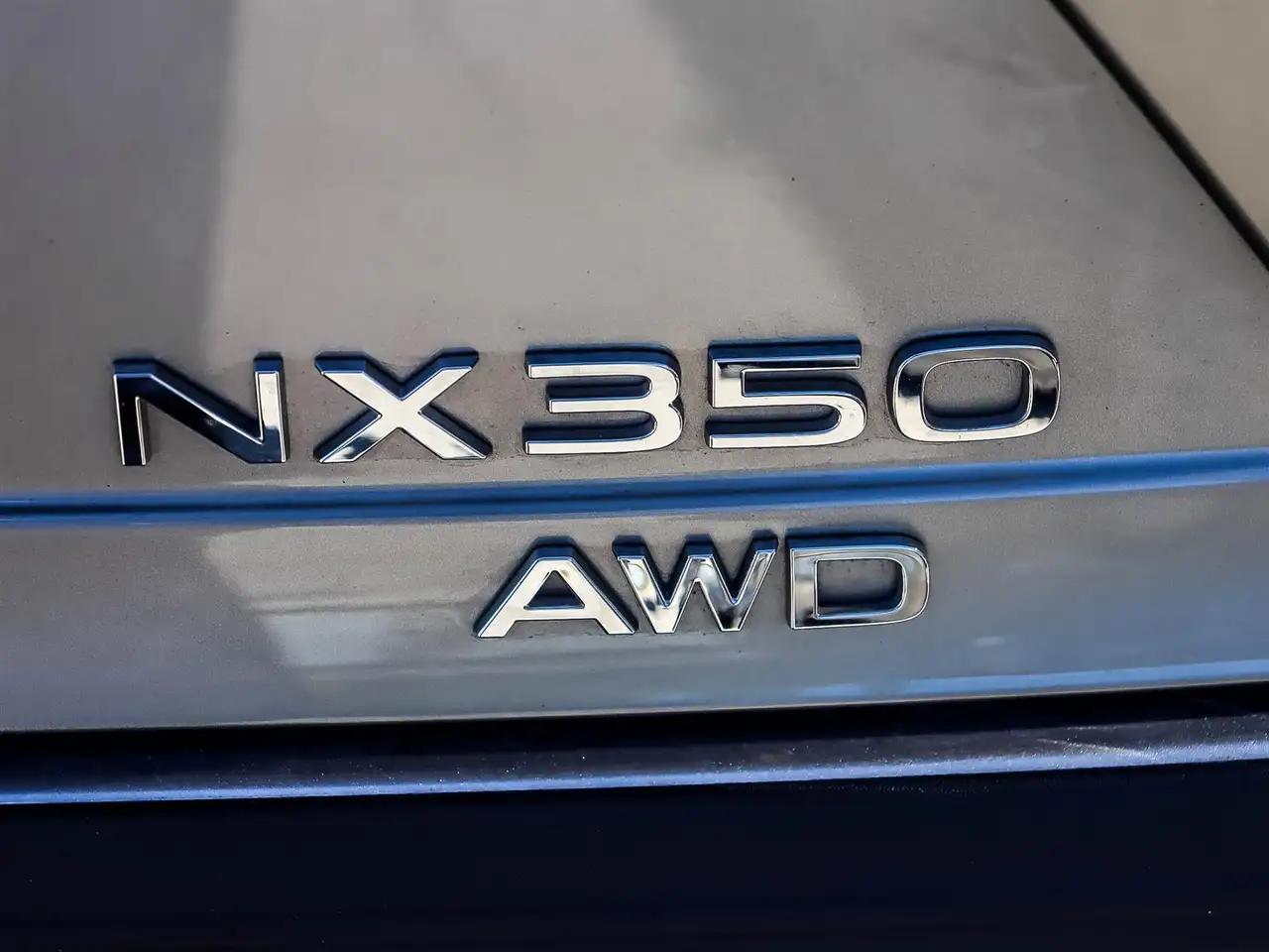 Lexus NX - Image 20