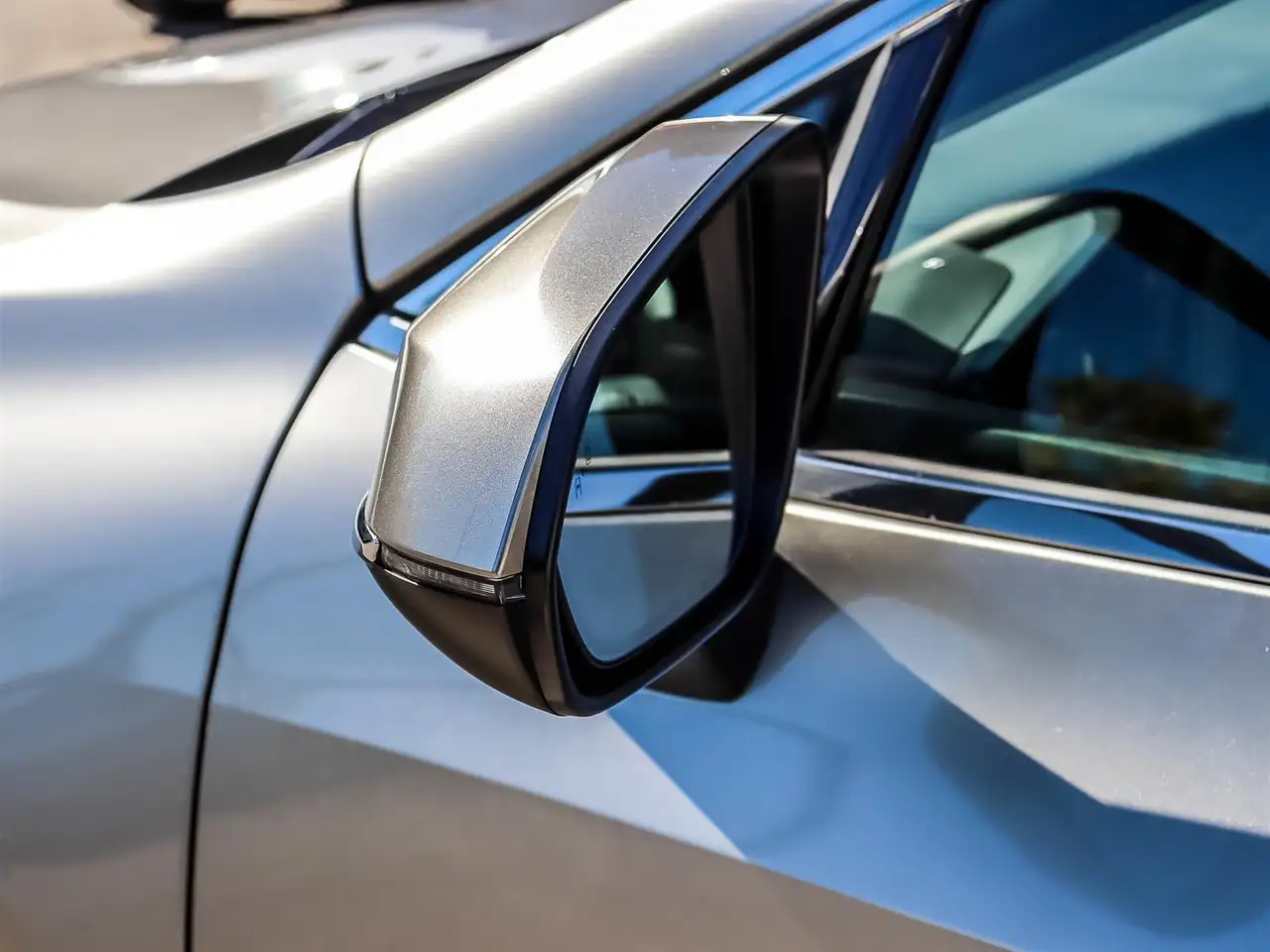 Lexus NX - Image 22