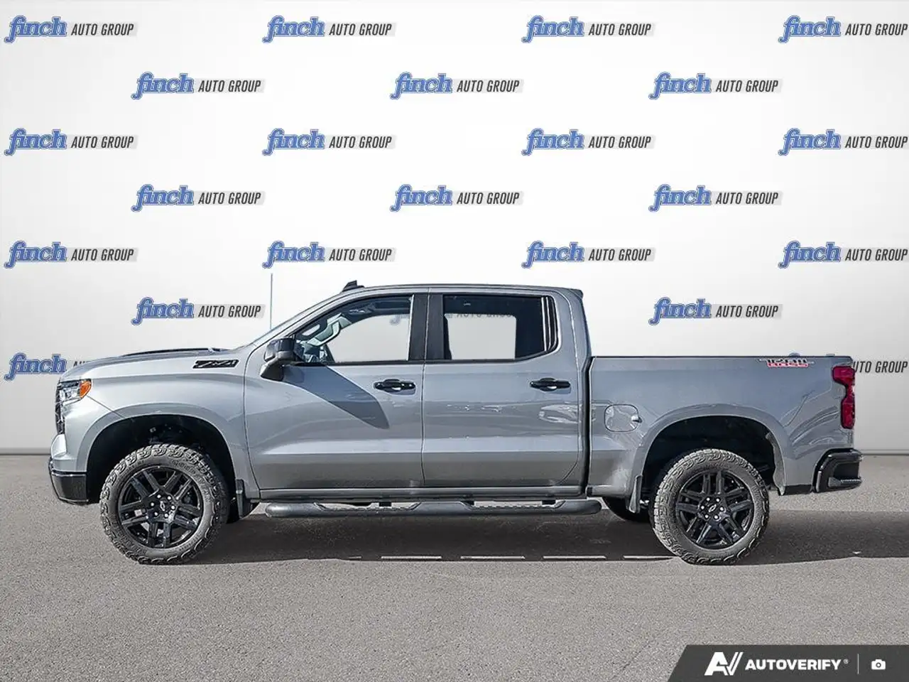 Chevrolet Silverado 1500 - Image 2