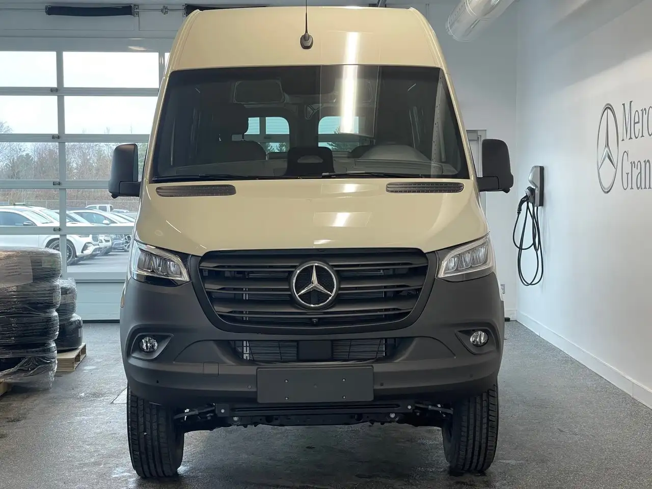 Mercedes-Benz Sprinter - Image 8