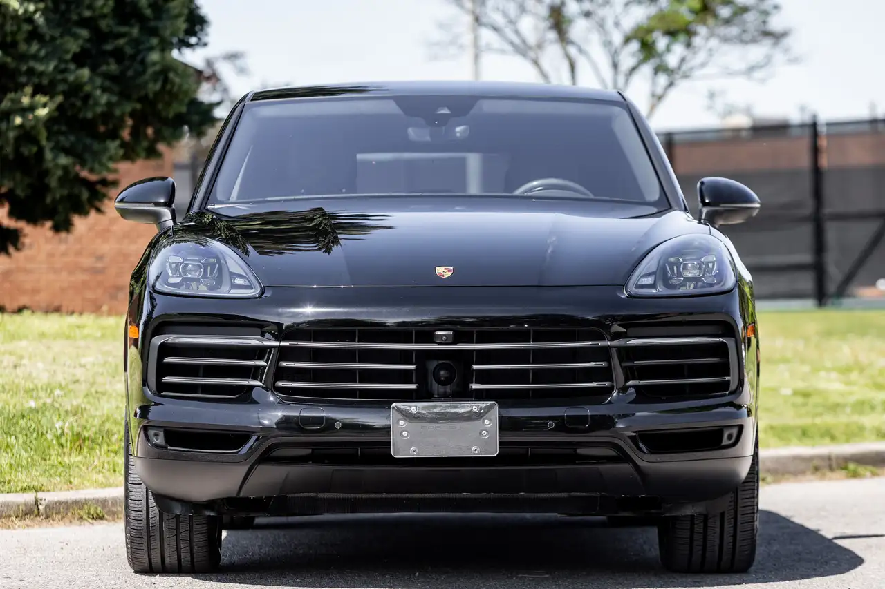 Porsche Cayenne - Image 4
