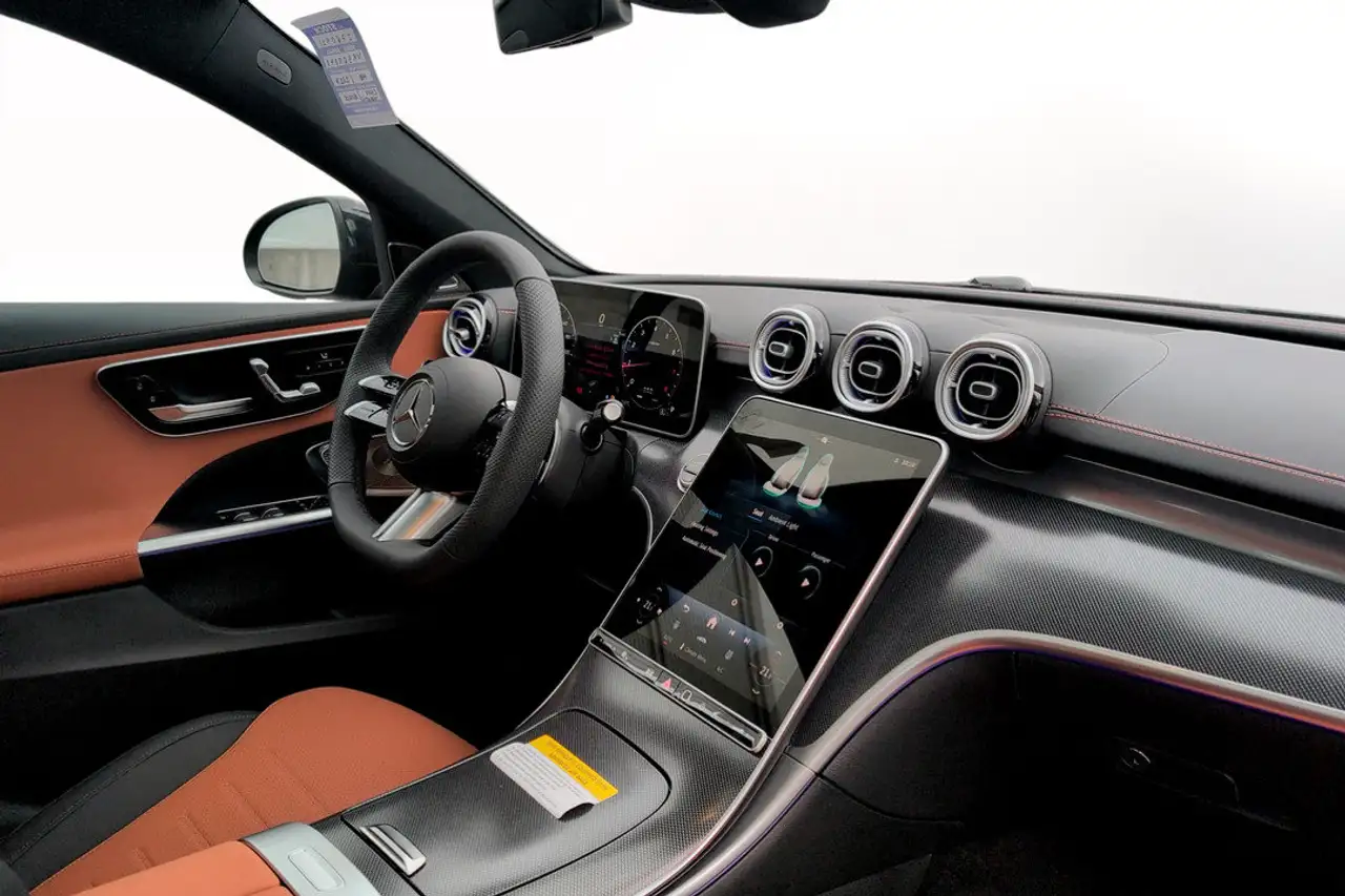 Mercedes-Benz C-Class - Image 7