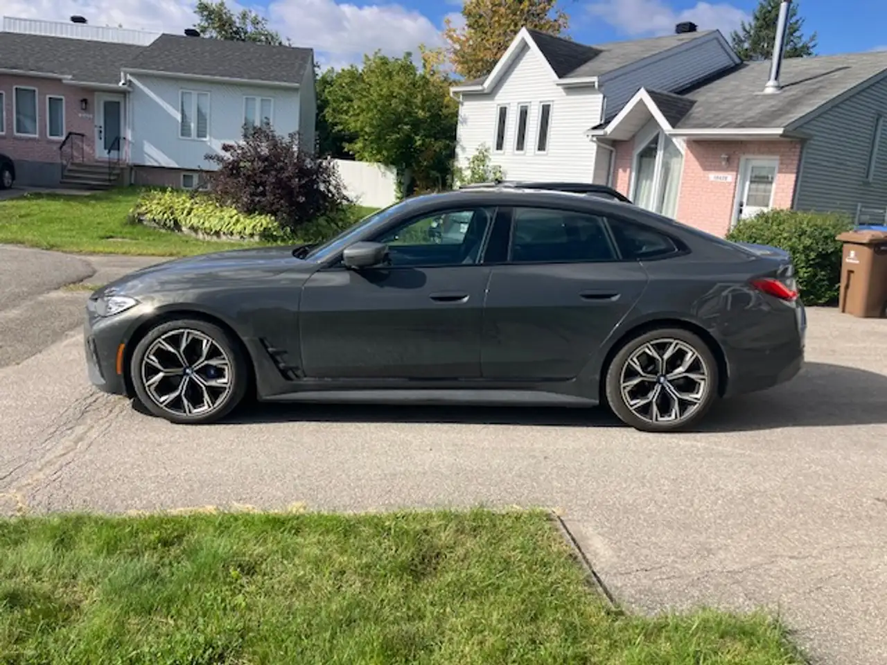 BMW i4 - Image 2