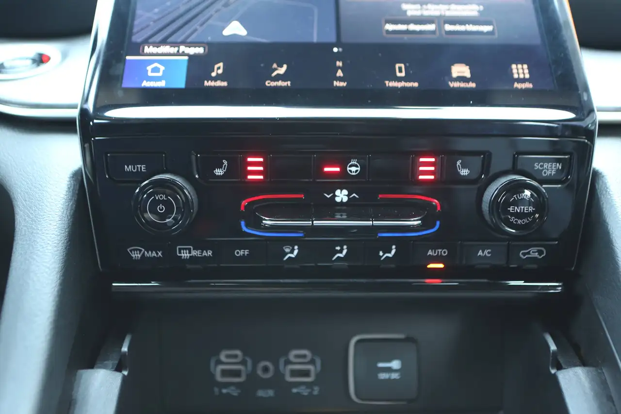 Jeep Grand Cherokee - Image 19