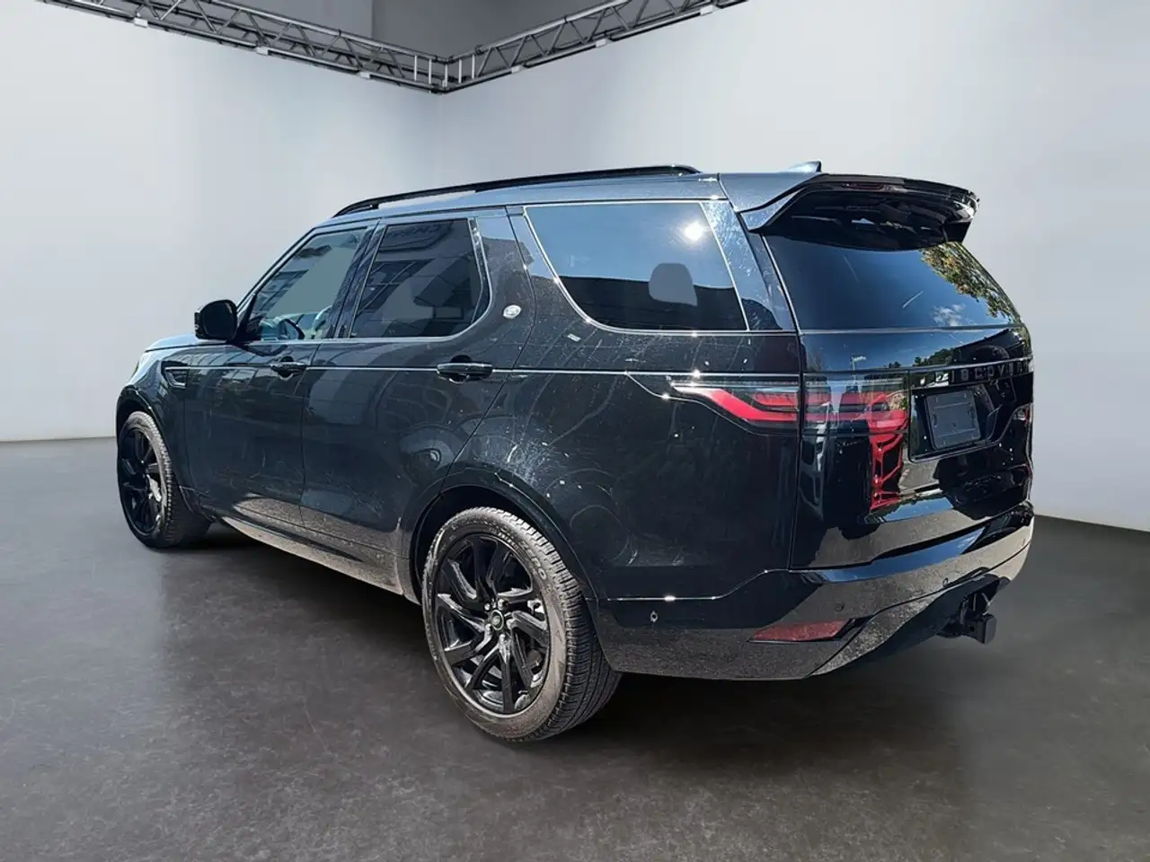 Land Rover Discovery - Image 5