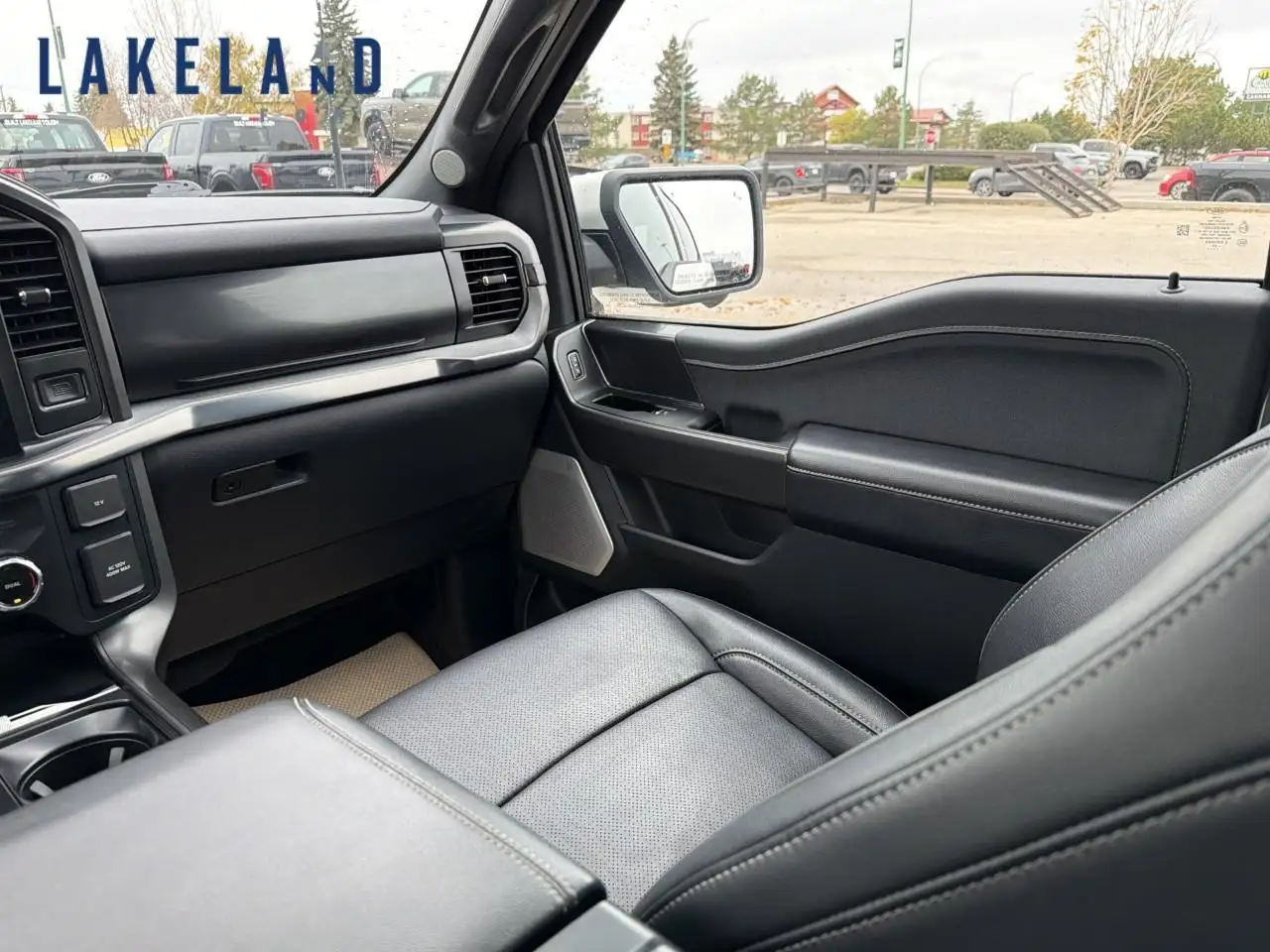 Ford F-150 - Image 21