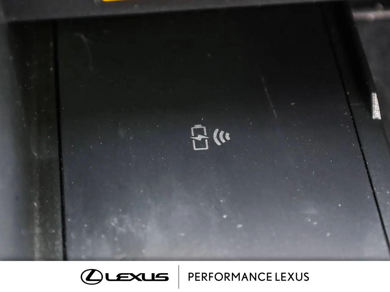 Lexus RX - Image 26