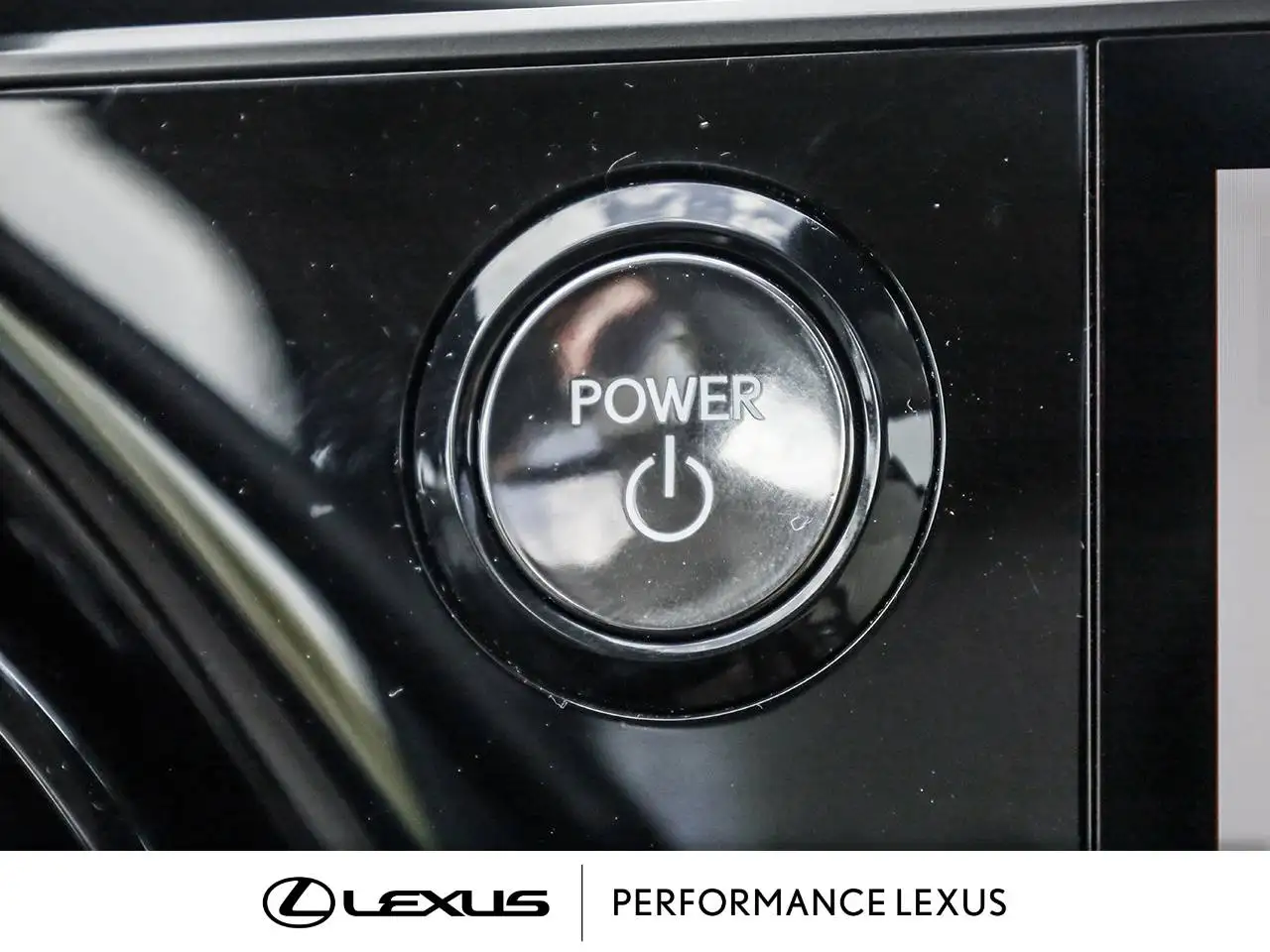 Lexus RX - Image 28