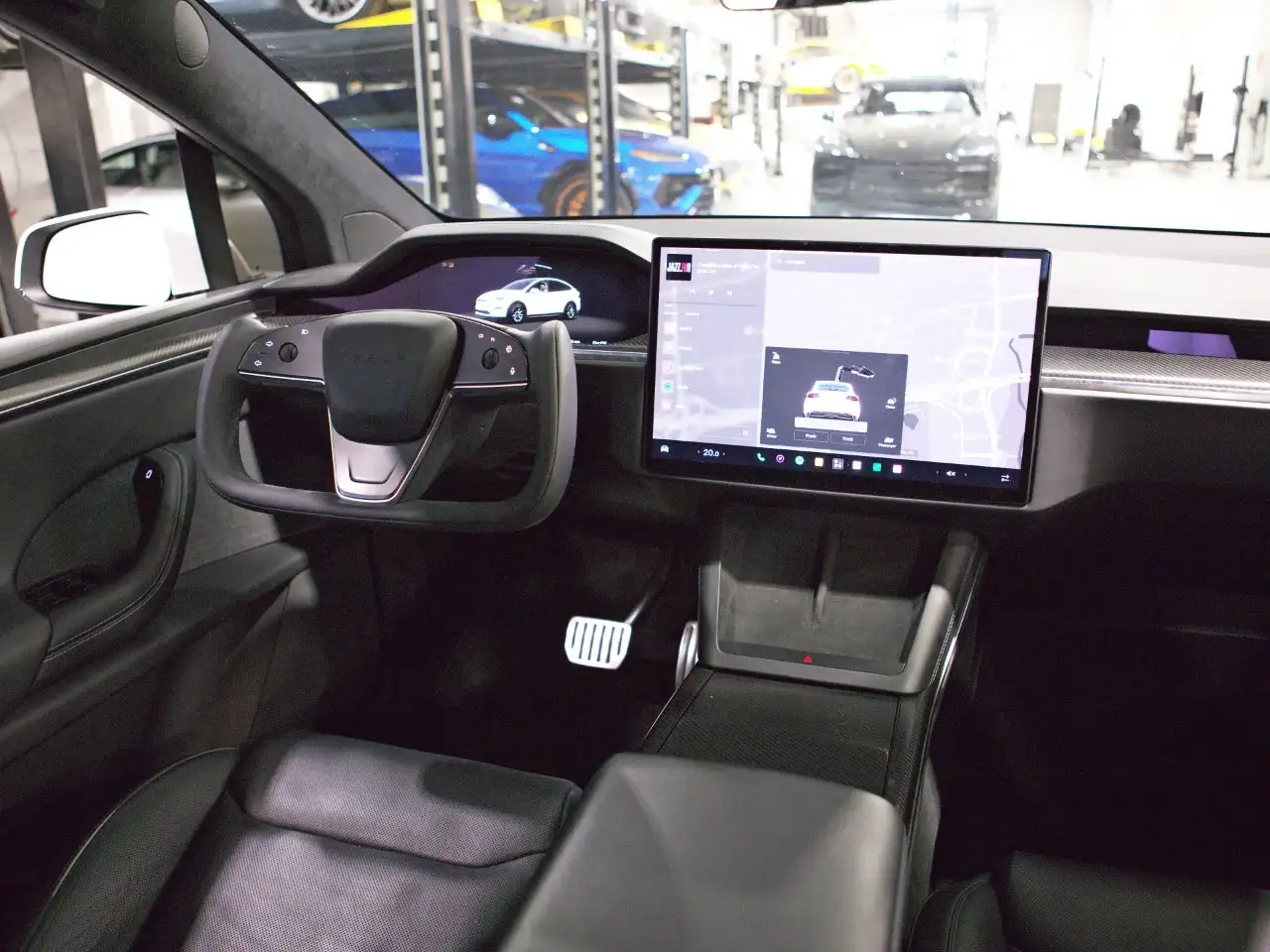Tesla Model X - Image 19